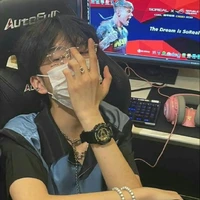 เมฆ เพื่อน พอ