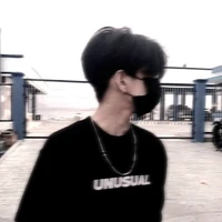 พระเอก:  ฮิวโก้
