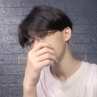 เพื่อนพระเอก: บาส