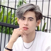 ไนท์(พี่ชายนายเอก)