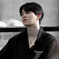 นาย(พ่อนายเอก)