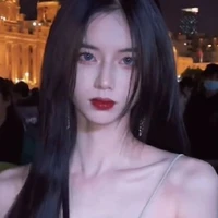 ลีลี่(นางเอก)
