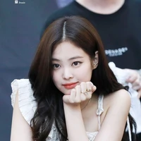 เจซซี่.เพื่อนางเอก