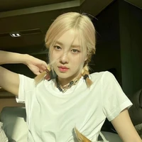โรซ.เพื้อนนางเอก