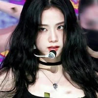 jisoo/irmã/tae