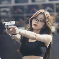 โอลีเวีย(แม่นางเอก)