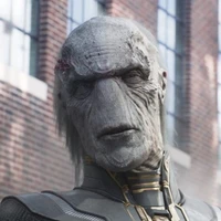 เอโบนี่ มอว์