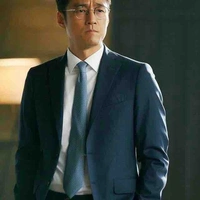 ชัยยุทธ(พ่อเลี้ยงไอรีน-ไอริส)