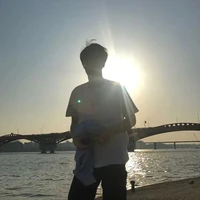 นาย"รุ่นพี่"