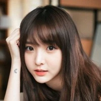 จีนนี้(นางเอก)