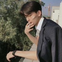 พอร์ช(พ่อพระเอก)//มาเฟีย,เจ้าของบริษัท