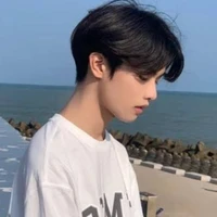 นิว(พระเอก)