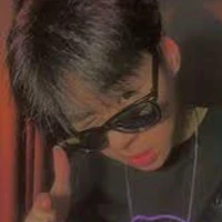 สกาย(เพื่อน พ.อ)