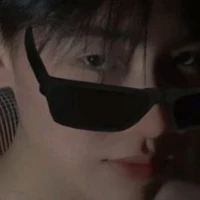 โอม(เพื่อน พ.อ)
