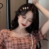 จีน่า.