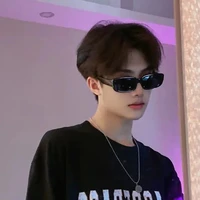 ออโต้ (พี่ชายคนโต+พระเอก)​