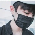 แม็ก (พระเอก)