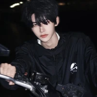 ทิศใต้ (แฝดทิศเหนือ พ่อ นอ.)