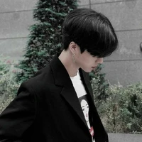 เคส(เลขาของพ.อ.)