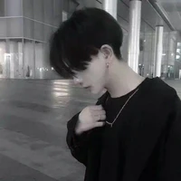 สาม(เพื่อนพระเอก)