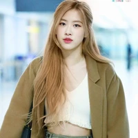 พลอย💝