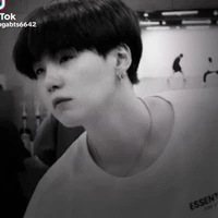ไนท์.พร+พนอ.