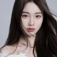 ฮายุน/นางเอกในนิยาย/แฝดน้อง