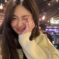 อินจอง/เพื่อนนางเอกในนิยาย