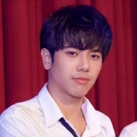 บี(เพื่อนในชมรม)