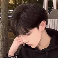 นุนิว[นายเอก]