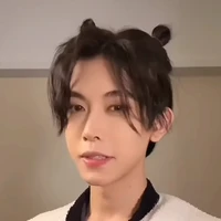 เบนซ์(เพื่อน น.อ+มาเฟียดับ7)