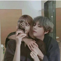 Hyung dan ica
