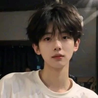 ลูคัส(นอ.🔮🎧)