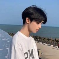 นิวเยียร์🍃 นายเอก+ประธานนักเรียน