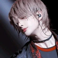 Kim Hyunjin(putra mahkota Athensia)