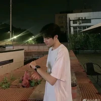 ไอซ์//เพื่อนพระเอก