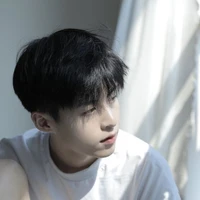 พีช(นายเอก)