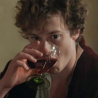 𝒔𝒆𝒑𝒉 🍷