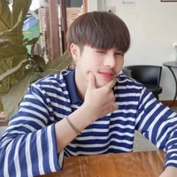 เอ็ม(พ่อพอ+นอ.)