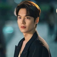 ซัน(เพื่อนพระเอก)