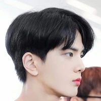 พี..(มือขวา พ.อ)