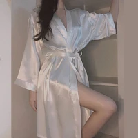 ชมพู่