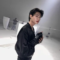 ธรี
