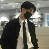 ธี (เลขาพ.อ)