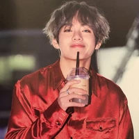 Taehyung 🍷