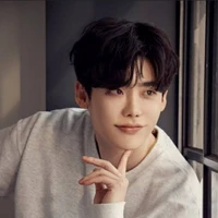 Lee Jong Suk