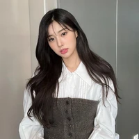 Kang Hyewon