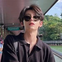 ไนท์=พ.อ.😶🤫😏