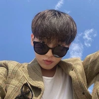 เนวิล เน โอนีลล์•น้องชายเนลี่•