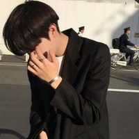 ทอม (พี่ชาย)